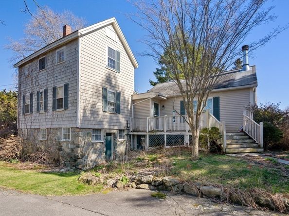 15-19 Strawberry Hill Street, Dover MA 02030