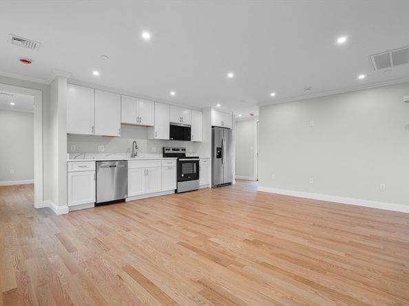 163 Clay Street 3, Quincy MA 02170
