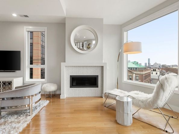 469 E 4th St 2, Boston MA 02127
