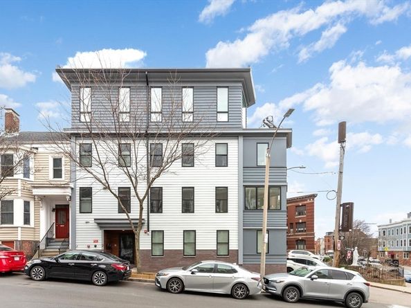 469 E 4th St 2, Boston MA 02127