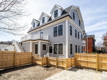 77 Thorndike Street