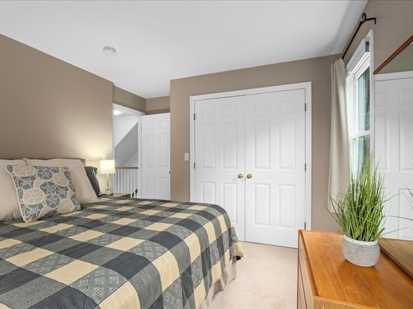 14 Vanessa Dr, Northborough MA 01532