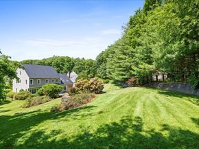 14 Vanessa Dr, Northborough MA 01532