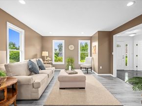 14 Vanessa Dr, Northborough MA 01532