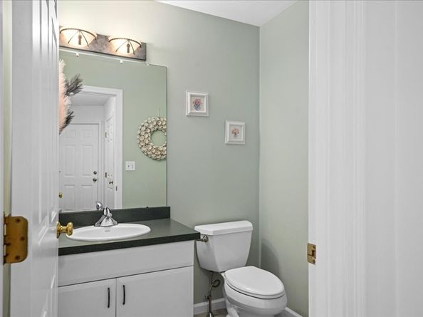 14 Vanessa Dr, Northborough MA 01532