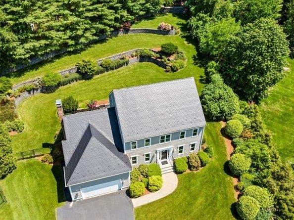 14 Vanessa Dr, Northborough MA 01532