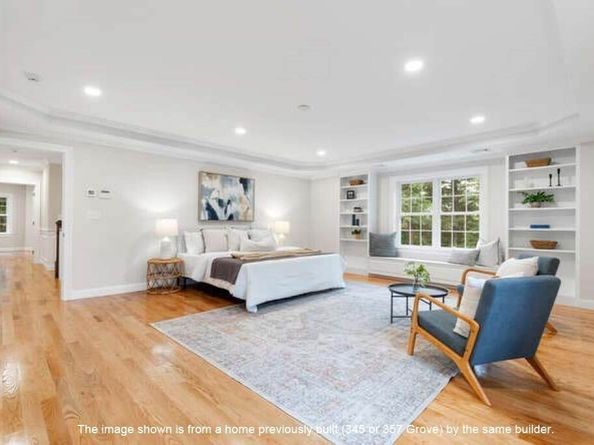 363 Grove St, Reading MA 01867