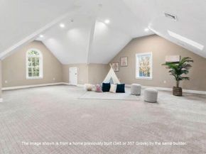 363 Grove St, Reading MA 01867