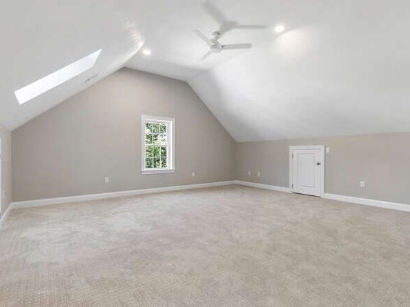 363 Grove St, Reading MA 01867