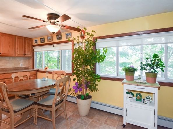 115 Wickaboag Valley Rd, West Brookfield MA 01585