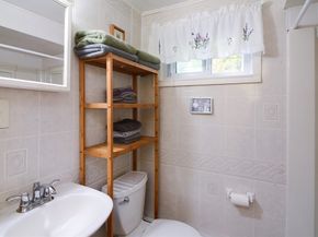 115 Wickaboag Valley Rd, West Brookfield MA 01585