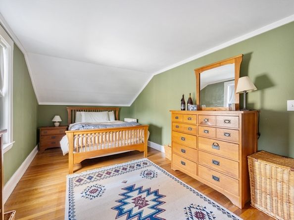 77 Samoset Ave, Quincy MA 02169