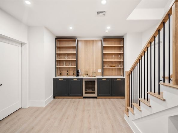 365 Charles River Street 365, Needham MA 02492