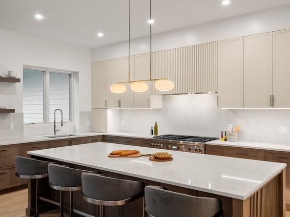 365 Charles River Street 365, Needham MA 02492