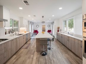 581 California St, Newton MA 02460