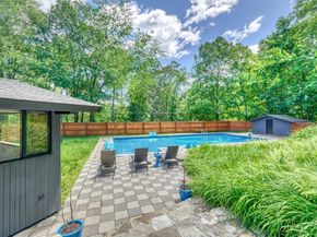15 Lovers Lane, Southborough MA 01772