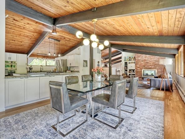 15 Lovers Lane, Southborough MA 01772