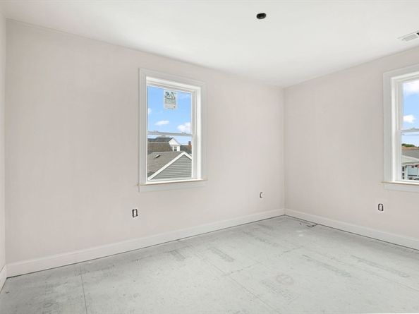 8R Elm Street 1, Peabody MA 01960