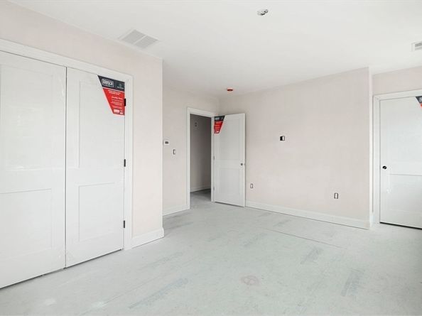 8R Elm Street 1, Peabody MA 01960