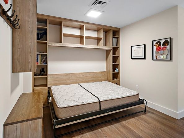 121 Portland St 902, Boston MA 02114