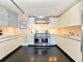 776 Boylston E9C, Boston MA 02199