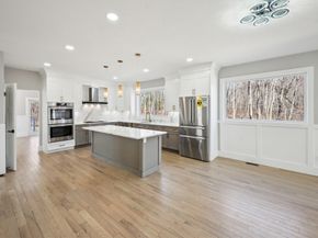 1 Falcon Dr, Shrewsbury MA 01545
