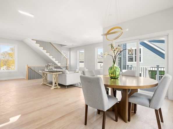 62 Albertina Street E, Quincy MA 02169