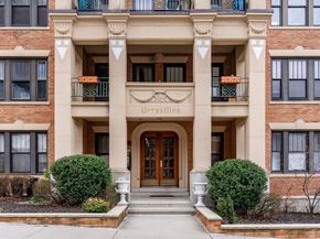 452 Park Dr C, Boston MA 02215