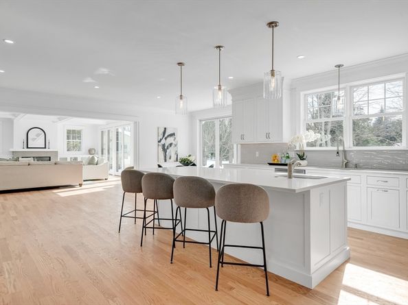 3 Brown Road, Lexington MA 02420
