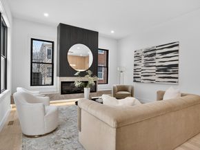 84 East Side Pkwy 84, Newton MA 02460