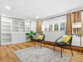 8 Phinney Rd, Lexington MA 02421