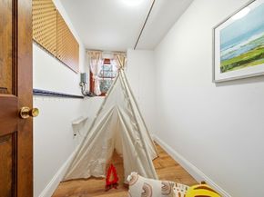 8 Phinney Rd, Lexington MA 02421