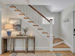 10 Dexter Rd, Lexington MA 02420