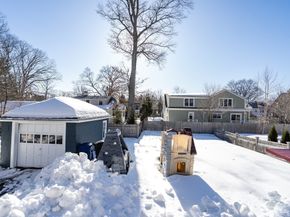 10 Dexter Rd, Lexington MA 02420