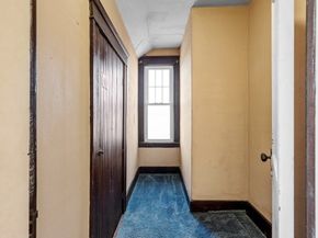 55 Standish St, Worcester MA 01604
