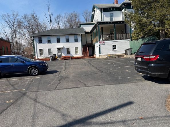 35 Cedar St 2, Gardner MA 01440