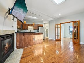 1 Pembroke St 1D, Chelsea MA 02150