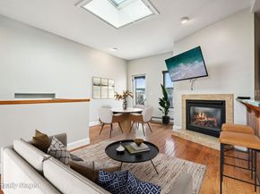 1 Pembroke St 1D, Chelsea MA 02150