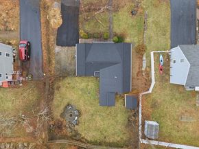 4 Town Road, Littleton MA 01460
