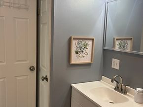 742 Daniel Shays Hwy 1F, Athol MA 01331