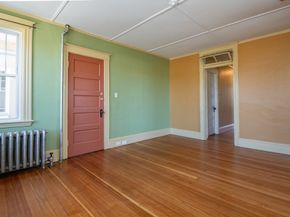 434 Essex Street 2R, Salem MA 01970