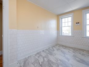 434 Essex Street 2R, Salem MA 01970