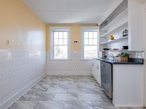 434 Essex Street 2R, Salem MA 01970