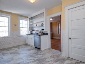 434 Essex Street 2R, Salem MA 01970