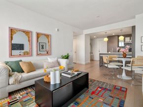 100 Lovejoy Wharf 5H, Boston MA 02205