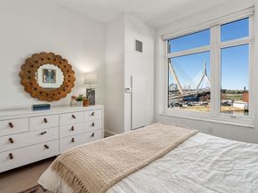 100 Lovejoy Wharf 5H, Boston MA 02205