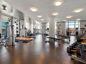 100 Lovejoy Wharf 5H, Boston MA 02205