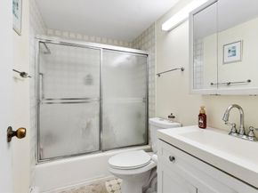 50 Longwood Ave 712, Brookline MA 02446