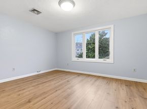 30 Old Quarry Dr 30, Weymouth MA 02188