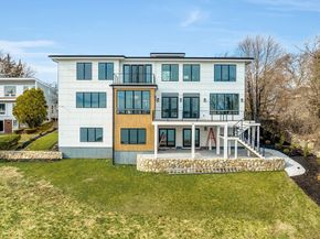 156 Crabtree, Quincy MA 02171